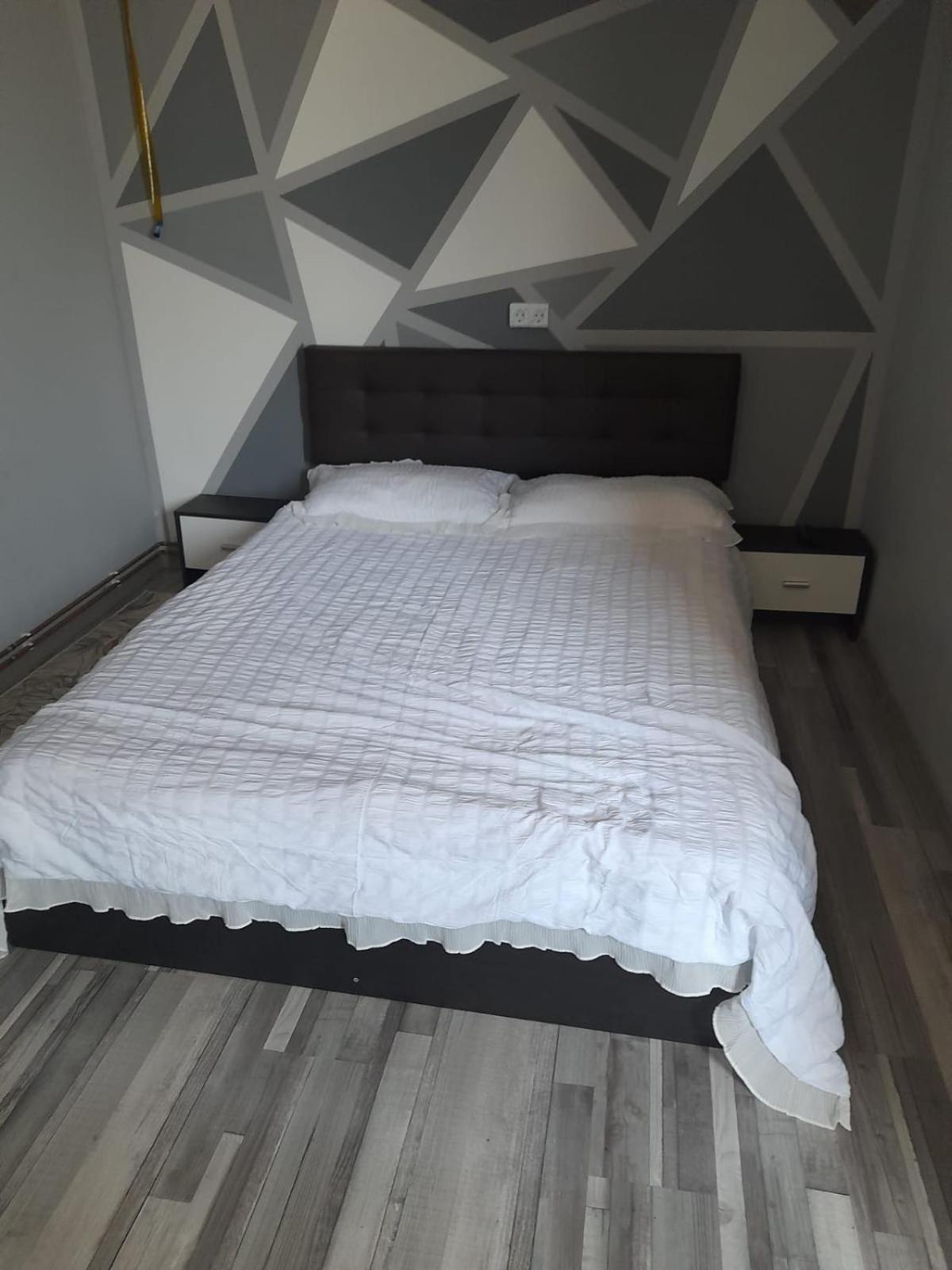 Garsoniera Sic Zona Terapia Zona Linistita La Casa Cu Parcare Daire Kaloşvar Dış mekan fotoğraf