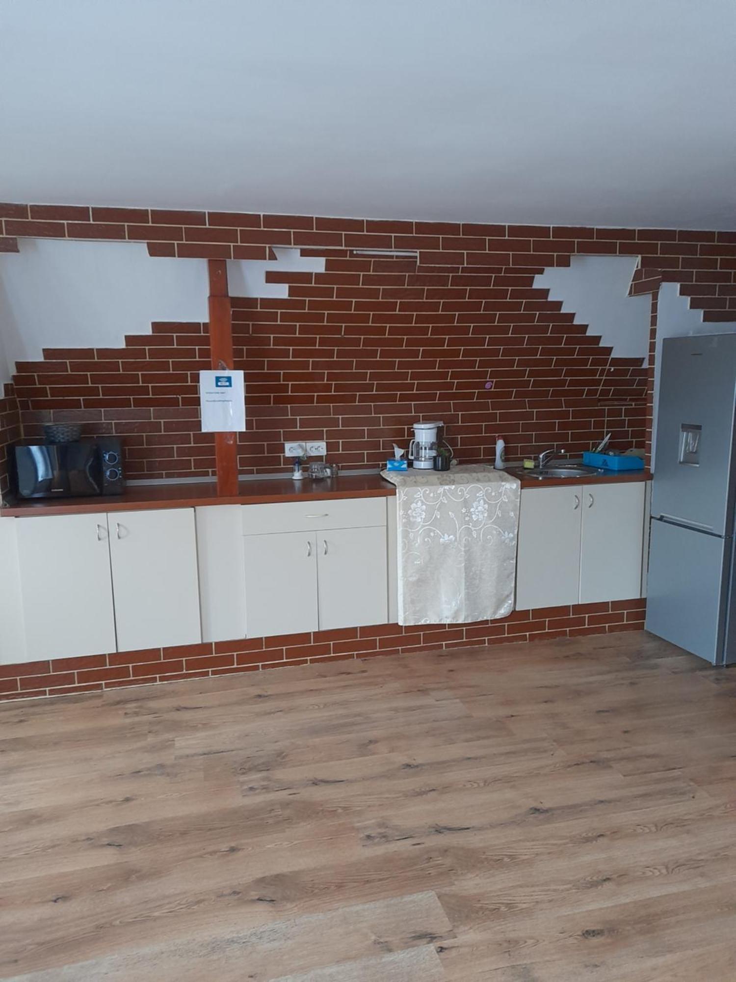 Garsoniera Sic Zona Terapia Zona Linistita La Casa Cu Parcare Daire Kaloşvar Dış mekan fotoğraf