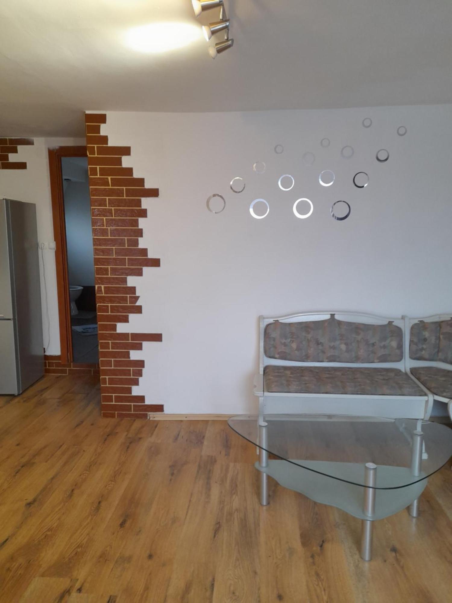 Garsoniera Sic Zona Terapia Zona Linistita La Casa Cu Parcare Daire Kaloşvar Dış mekan fotoğraf